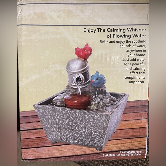 Feathered friends tabletop fountain -new in box - Picture 3 of 8
